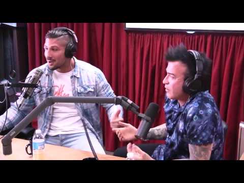 Joe Rogan on Conor McGregor Fighting Floyd Mayweather Without the UFC