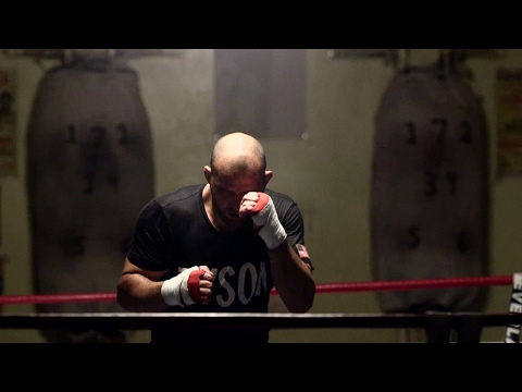 UFC 208: Glover Teixeira Visits Mike Tyson’s Former Gym