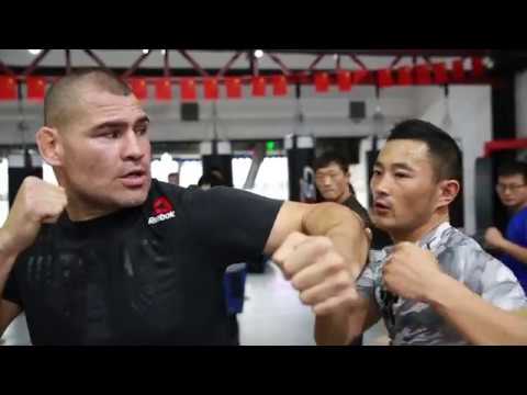 Fight Night Shanghai: Cain Velasquez Tours Beijing