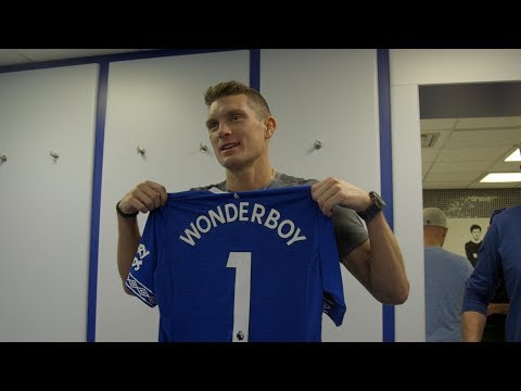 Fight Night Liverpool: Stephen Thompson and Molly McCann take a tour of Goodison Park