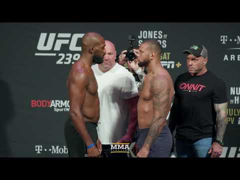 UFC 239: Jon Jones vs. Thiago Santos Weigh-In Staredown – MMA Fighting