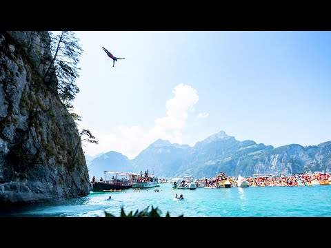 4 Minutes Of Pure Cliff Diving Bliss