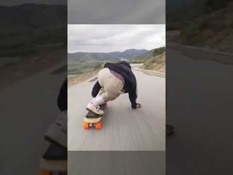 Tokyo drift with skateboards #extreme #sport #longboard #speed #downhill #skateboard #insane #shorts